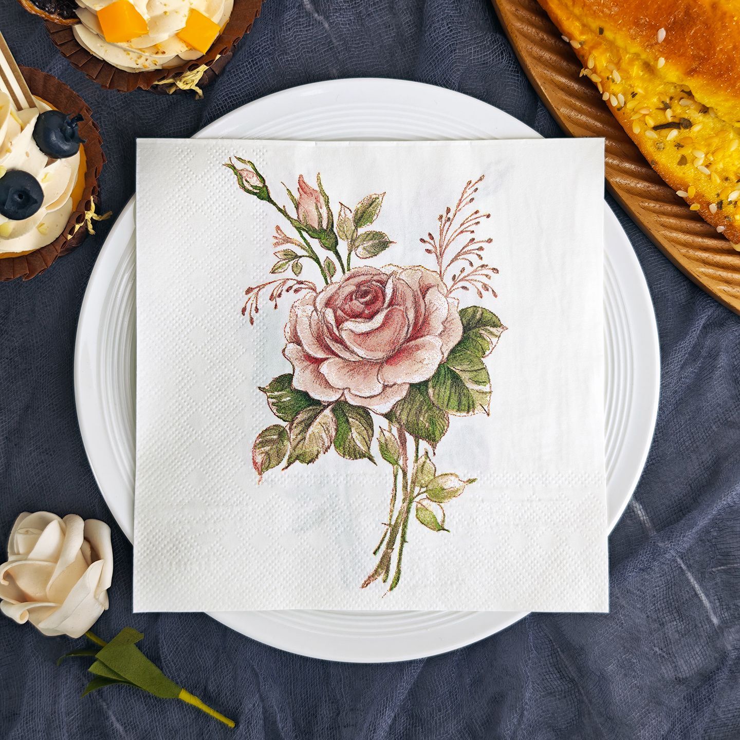 Vintage Rose Bouquet Napkins